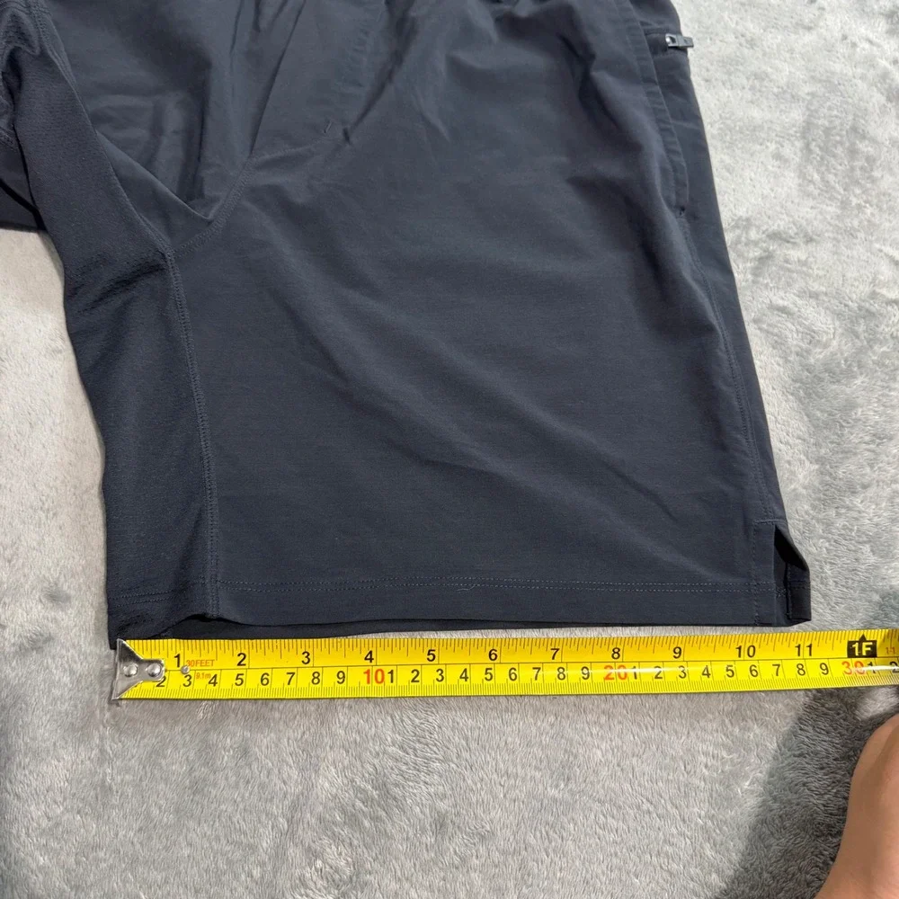 Fabletics Mens Franchise Short Black Athletic Training Gym Shorts Size M